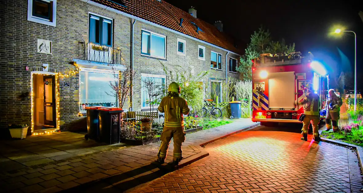 Rookontwikkeling in woning door kerststukje - Foto 2