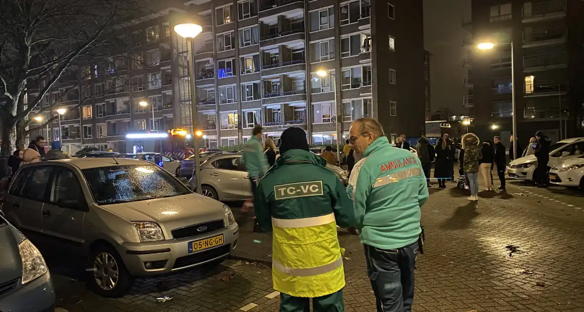 Kind gewond bij grote brand in flat - Foto 5