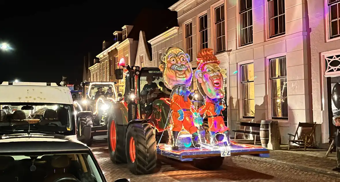 Lichtjesroute met 50 tractoren door Schouwen-Duiveland - Foto 3