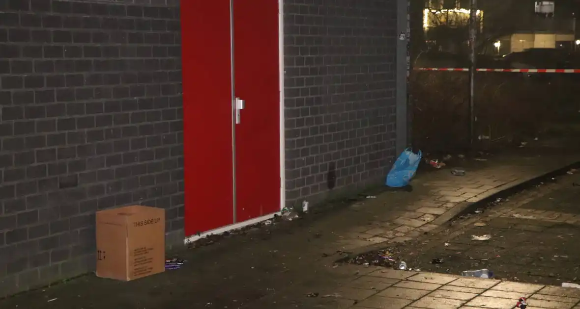 EOD ingezet voor aantreffen vuurwerk na vernielingen bij school - Foto 1