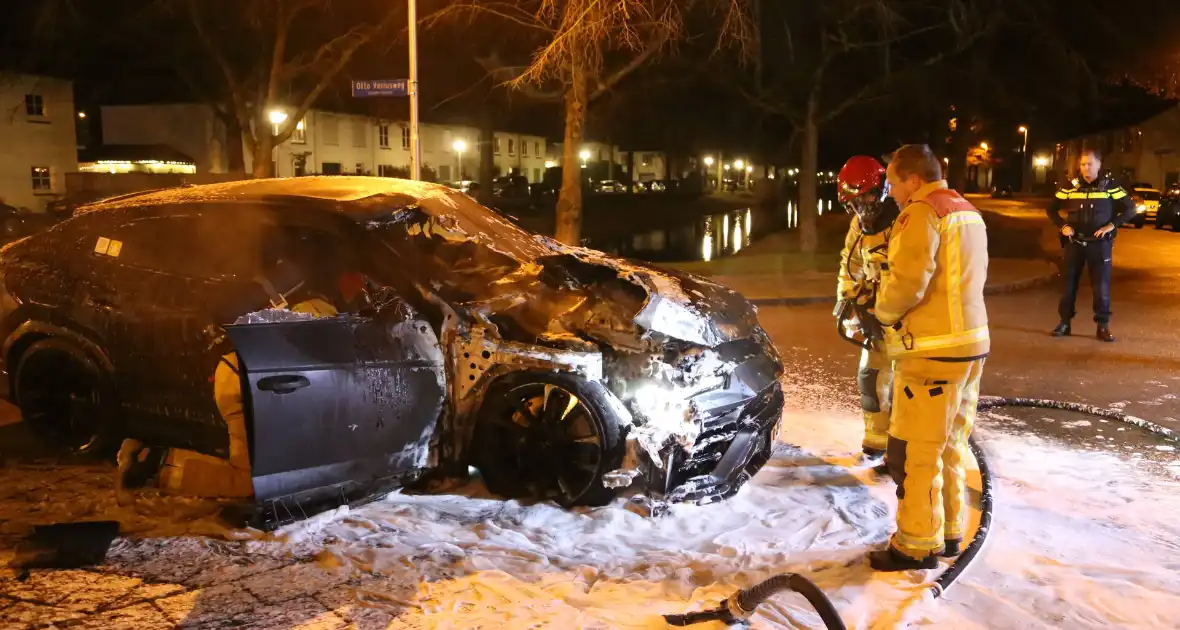 Peperdure Lamborghini Urus verwoest door brand - Foto 6