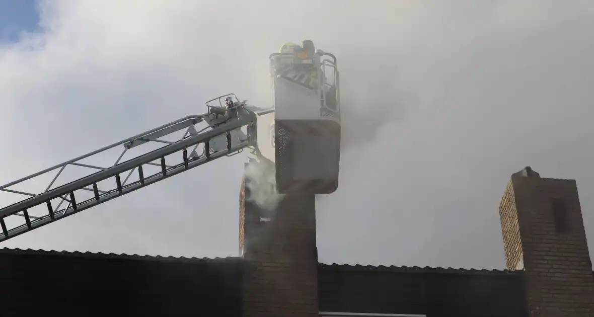 Veel rook bij brand in schoorsteen - Foto 1