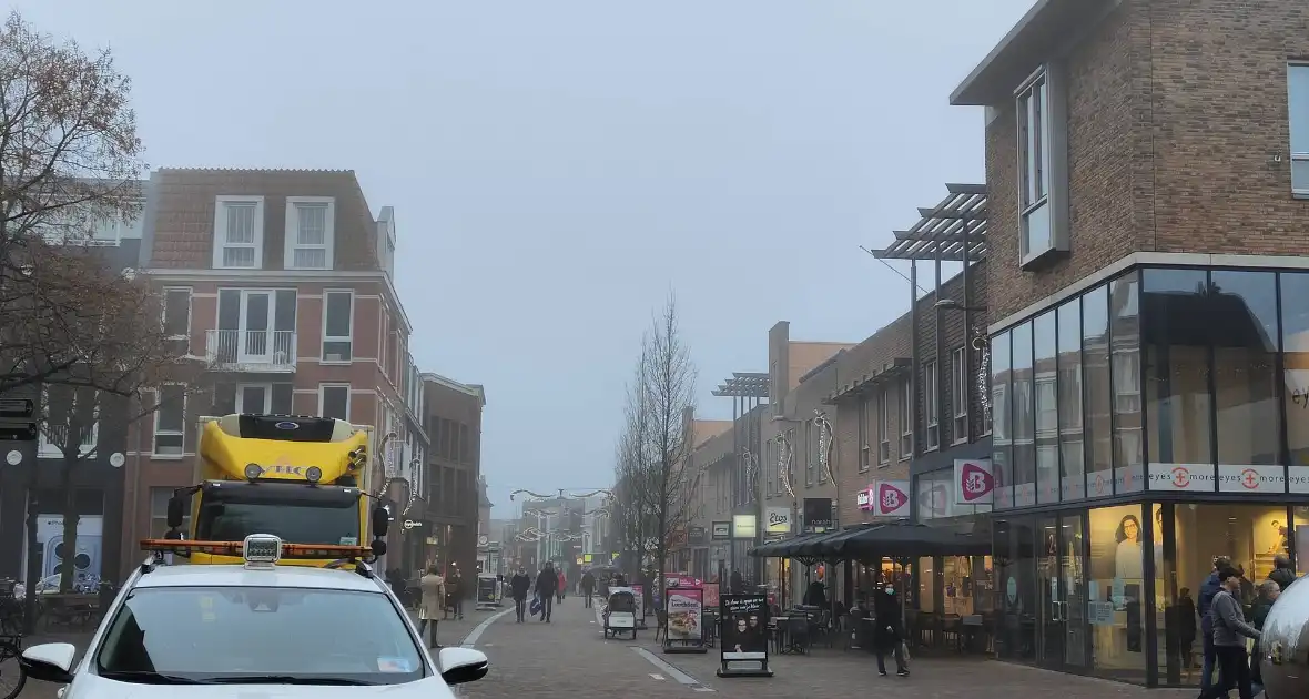 Drukte in de stad na openen winkels