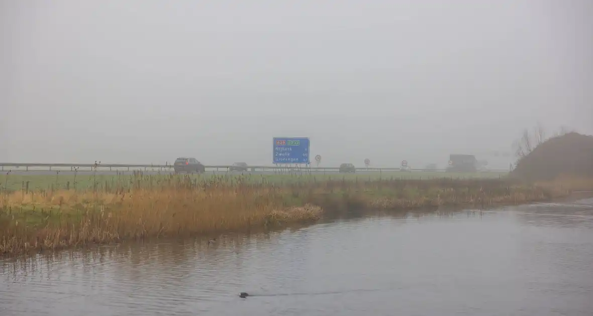 Dichte mist in midden van Nederland - Foto 2