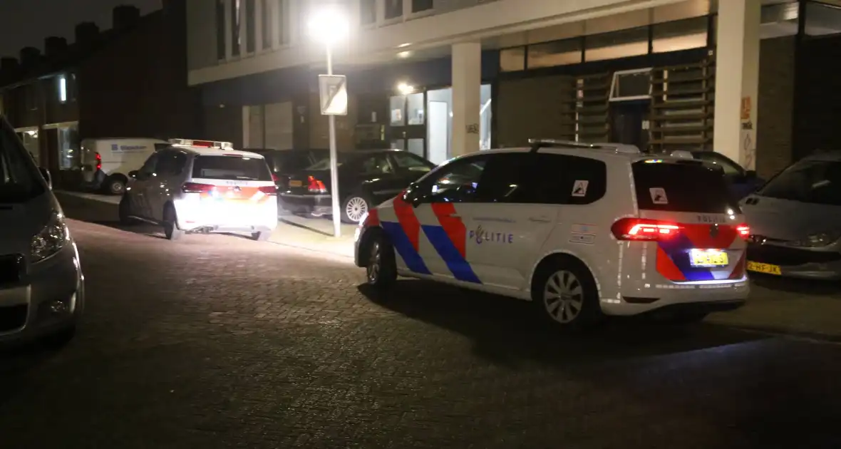 Man raakt gewond aan gezicht door steekpartij - Foto 1