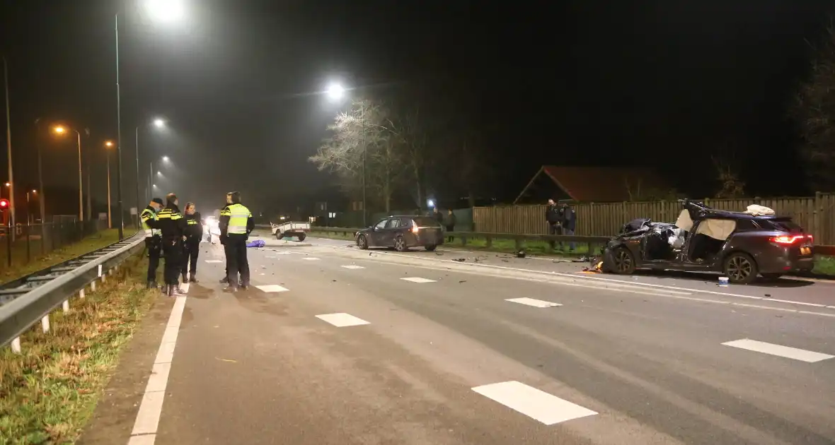 Gewonde bij ongeval tussen meerdere voertuigen - Foto 4