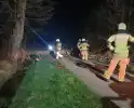 Brandweer ingezet voor omgewaaide boom