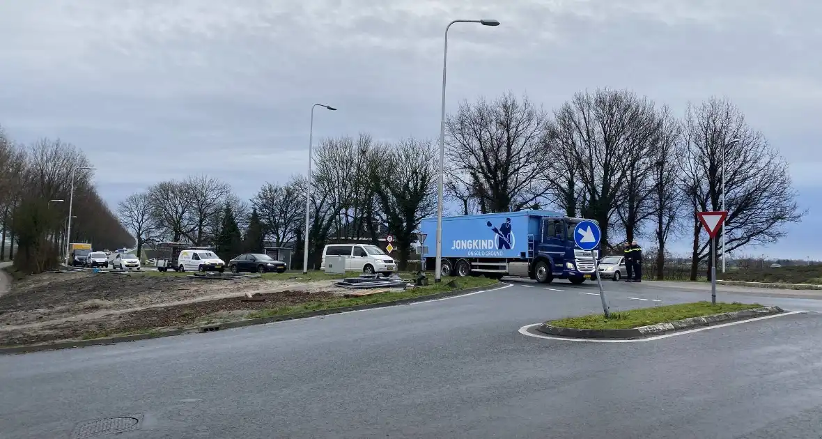 Verkeer staat vast voor Woubrugsebrug in storing - Foto 1