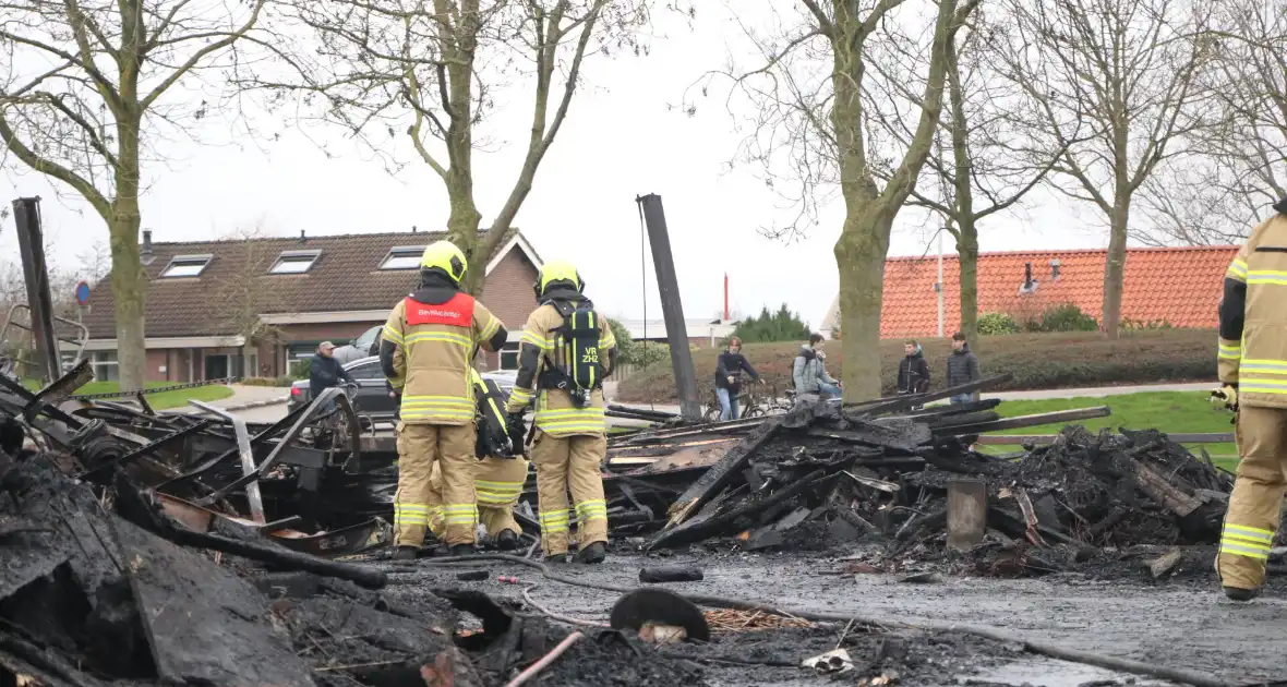 Grote brand verwoest schuur - Foto 5