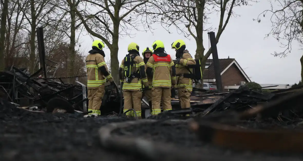 Grote brand verwoest schuur - Foto 7