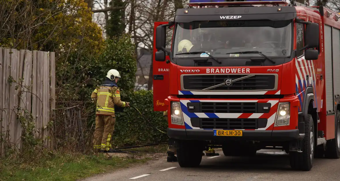 Industriebrand blijkt hoop afval in brand - Foto 3