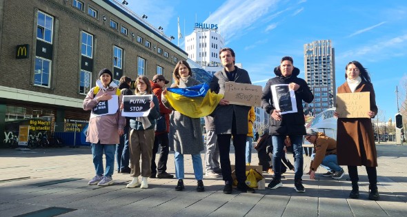 Demonstratie tegen inval Russische leger in Oekraïne