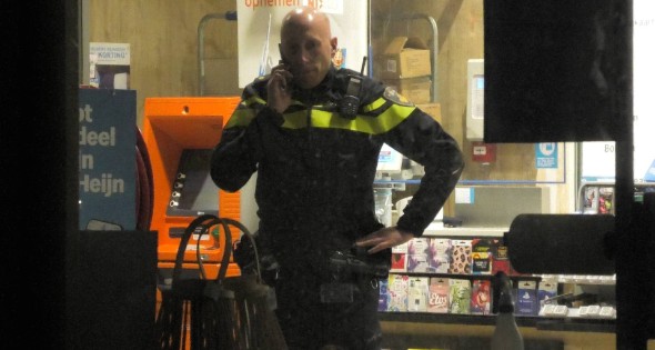 Politie doet onderzoek naar overval op Albert Heijn