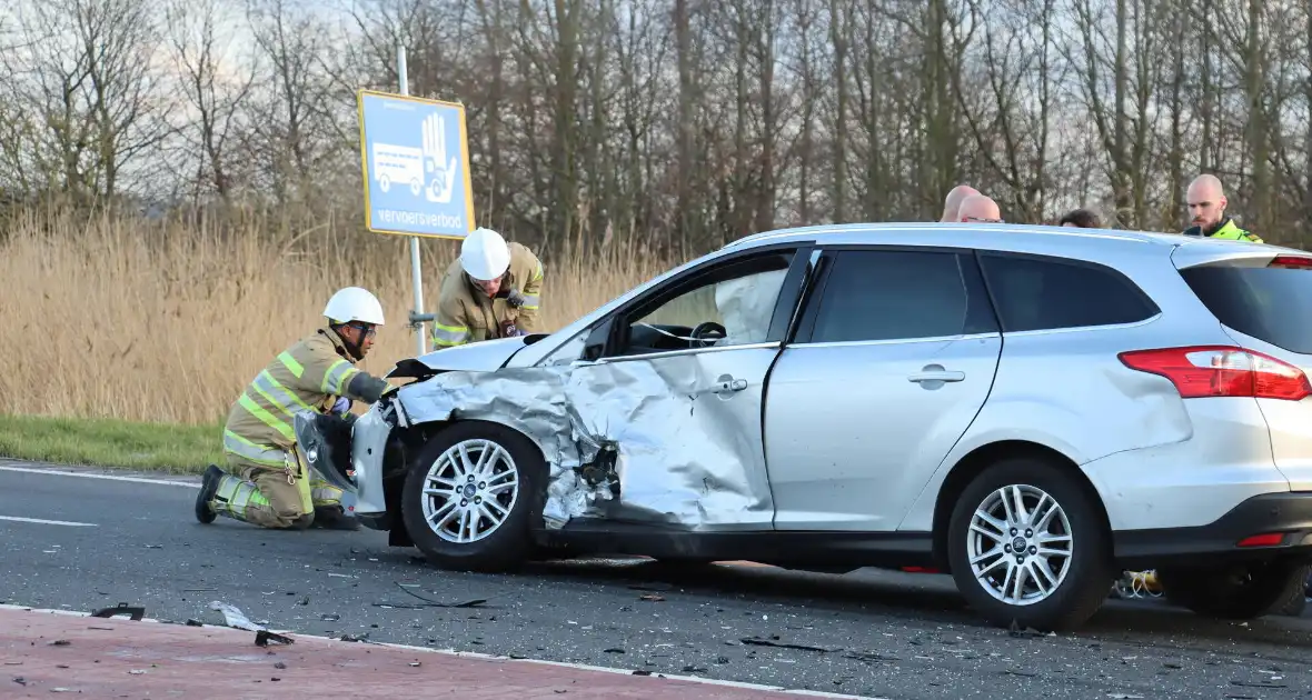 Ravage en gewonden na botsing