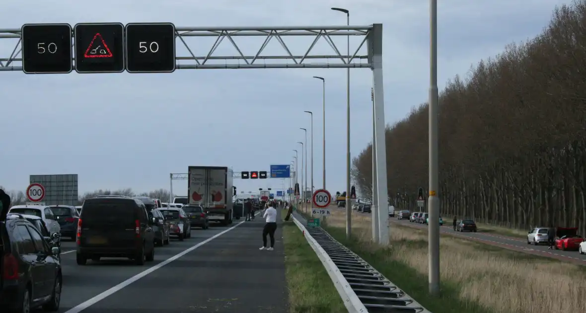 Flinke file door storing in brug - Foto 1