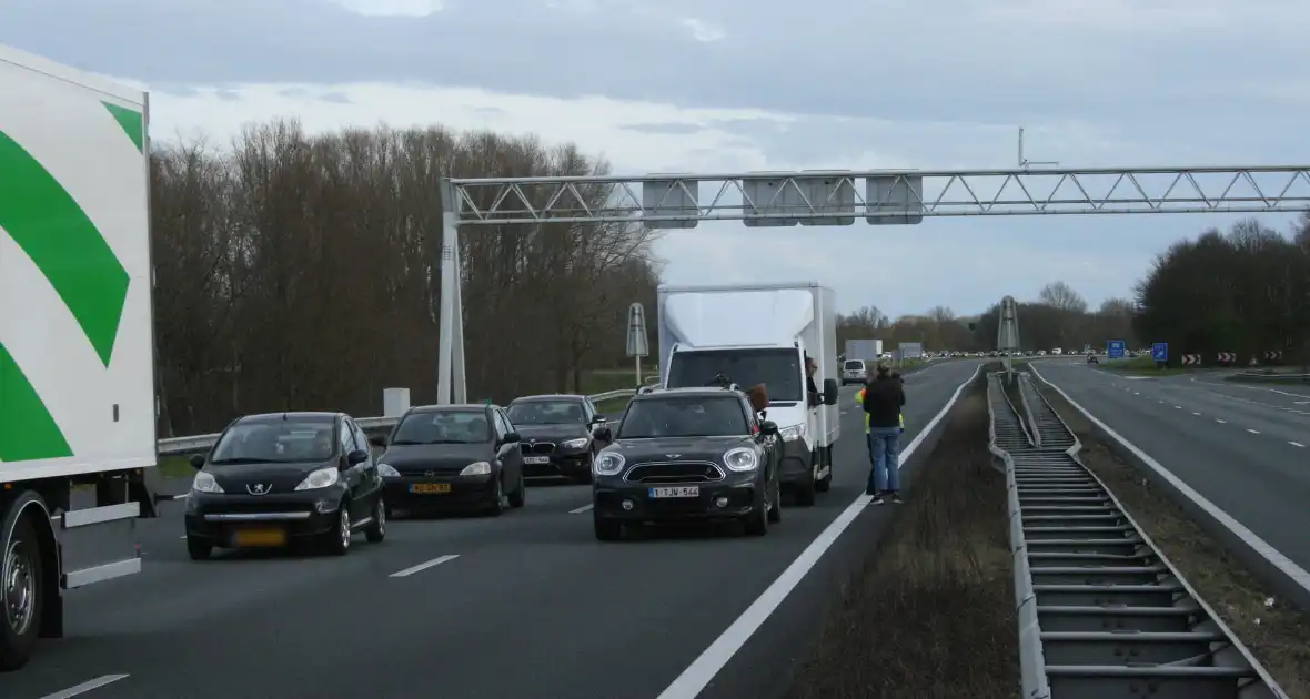 Flinke file door storing in brug - Foto 3