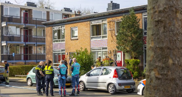 Bovenwoning vol rook door pan op het vuur - Afbeelding 4