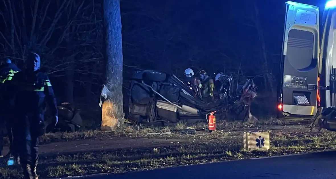 Persoon bekneld bij ernstig ongeval - Foto 5