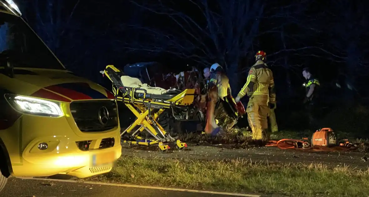 Persoon bekneld bij ernstig ongeval - Foto 6