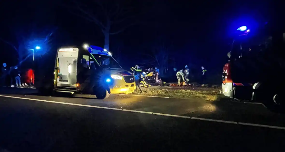 Persoon bekneld bij ernstig ongeval - Foto 8