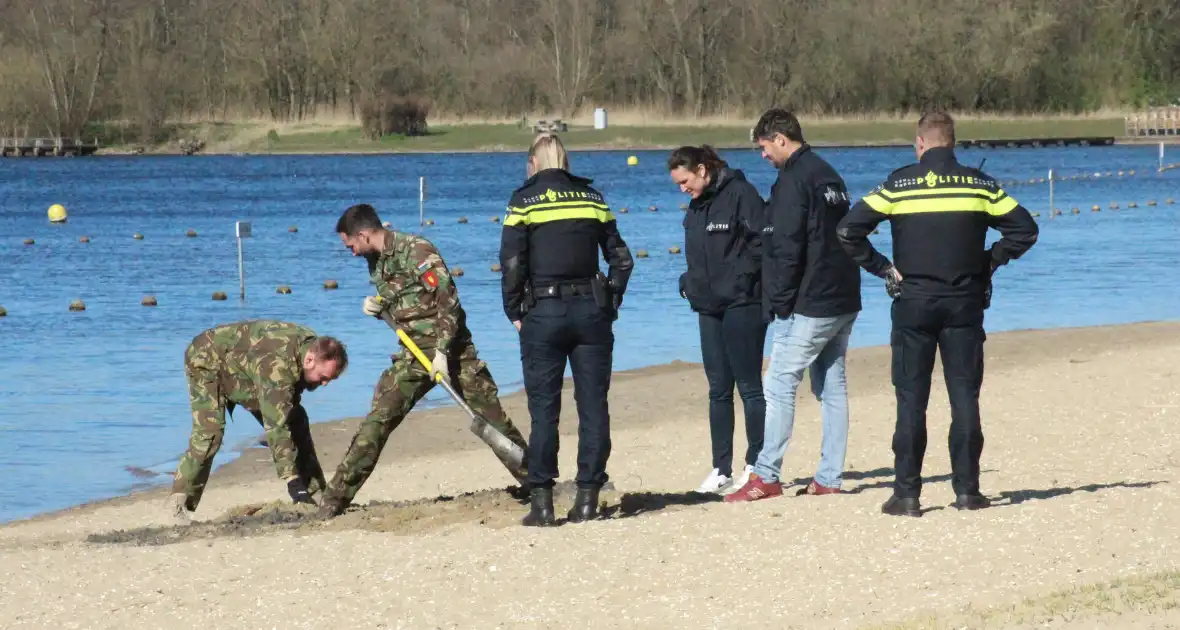 Explosief aangetroffen in personenauto - Foto 5