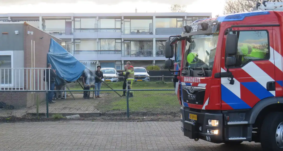 Barbecue zorgt voor brandweerinzet