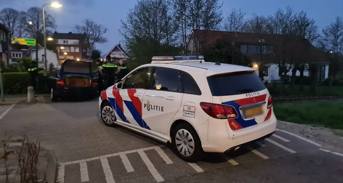 Automobilist crasht na achtervolging - Foto 1