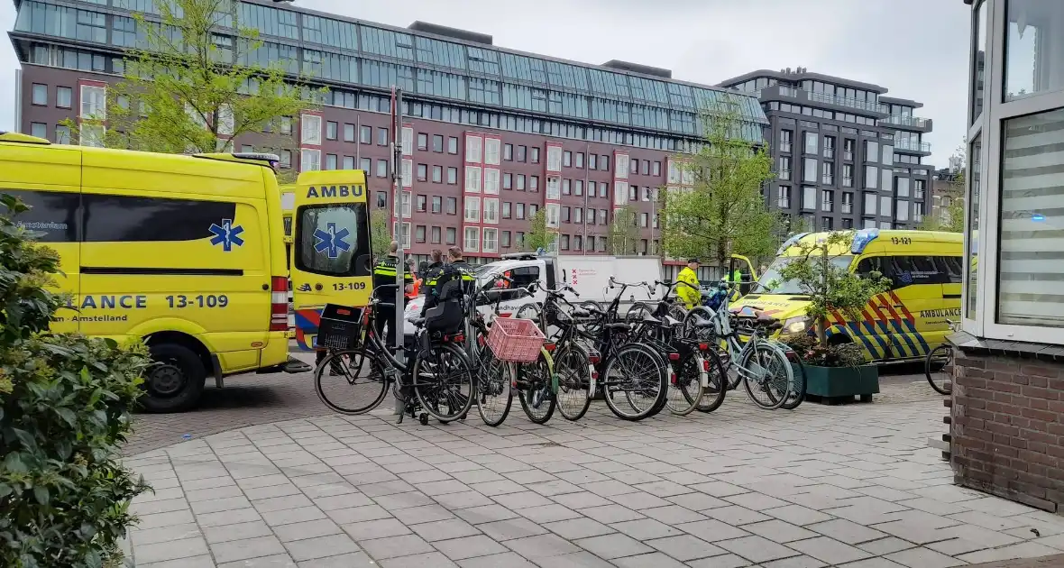 Persoon overleden na te water raken in vaart Boerenwetering - Foto 11