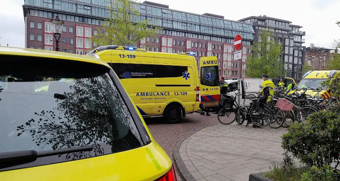 Persoon overleden na te water raken in vaart Boerenwetering - Foto 12