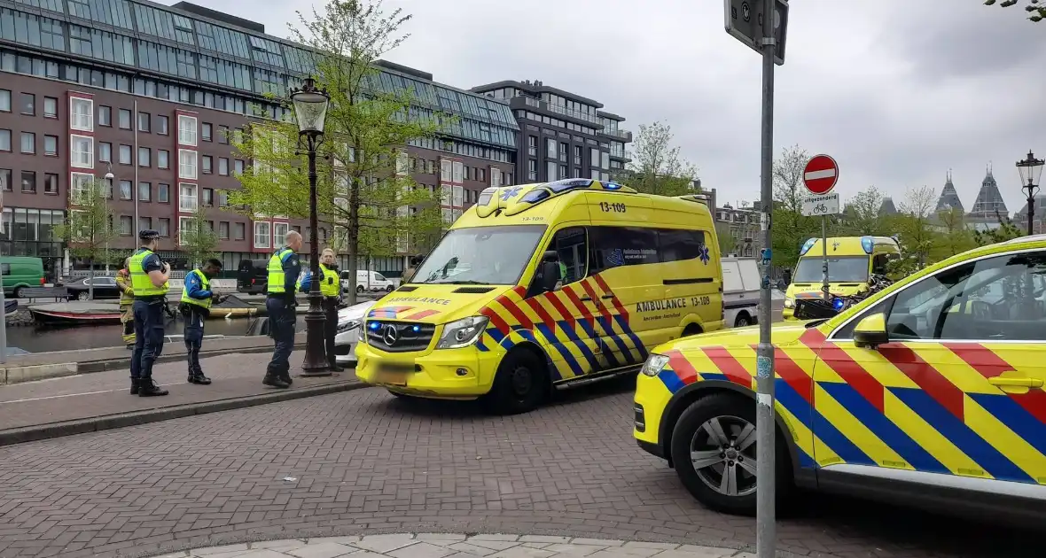 Persoon overleden na te water raken in vaart Boerenwetering - Foto 13