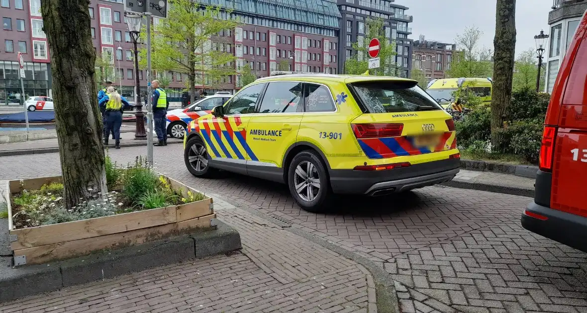 Persoon overleden na te water raken in vaart Boerenwetering - Foto 14