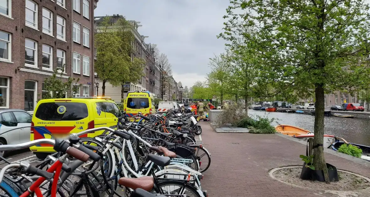 Persoon overleden na te water raken in vaart Boerenwetering - Foto 16