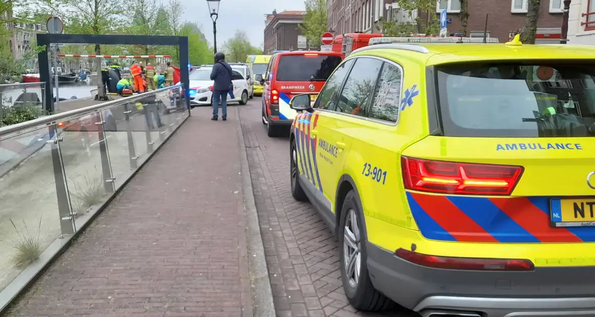 Persoon overleden na te water raken in vaart Boerenwetering - Foto 3