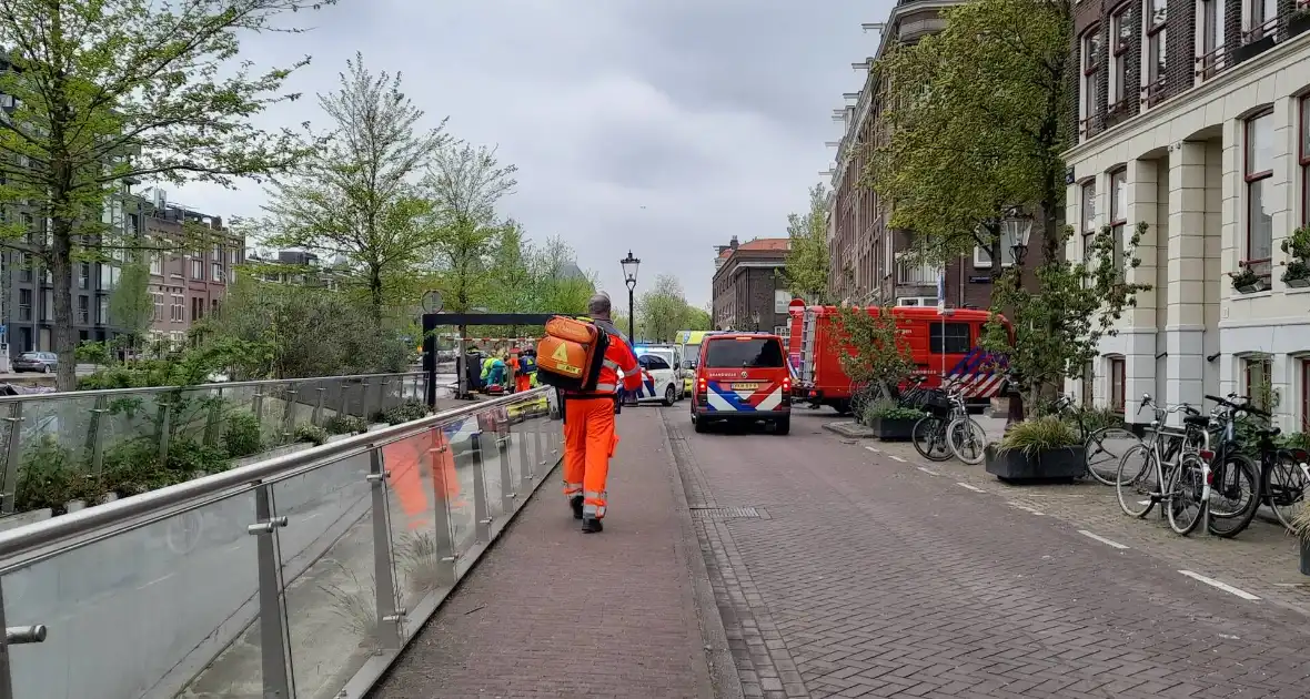 Persoon overleden na te water raken in vaart Boerenwetering - Foto 4