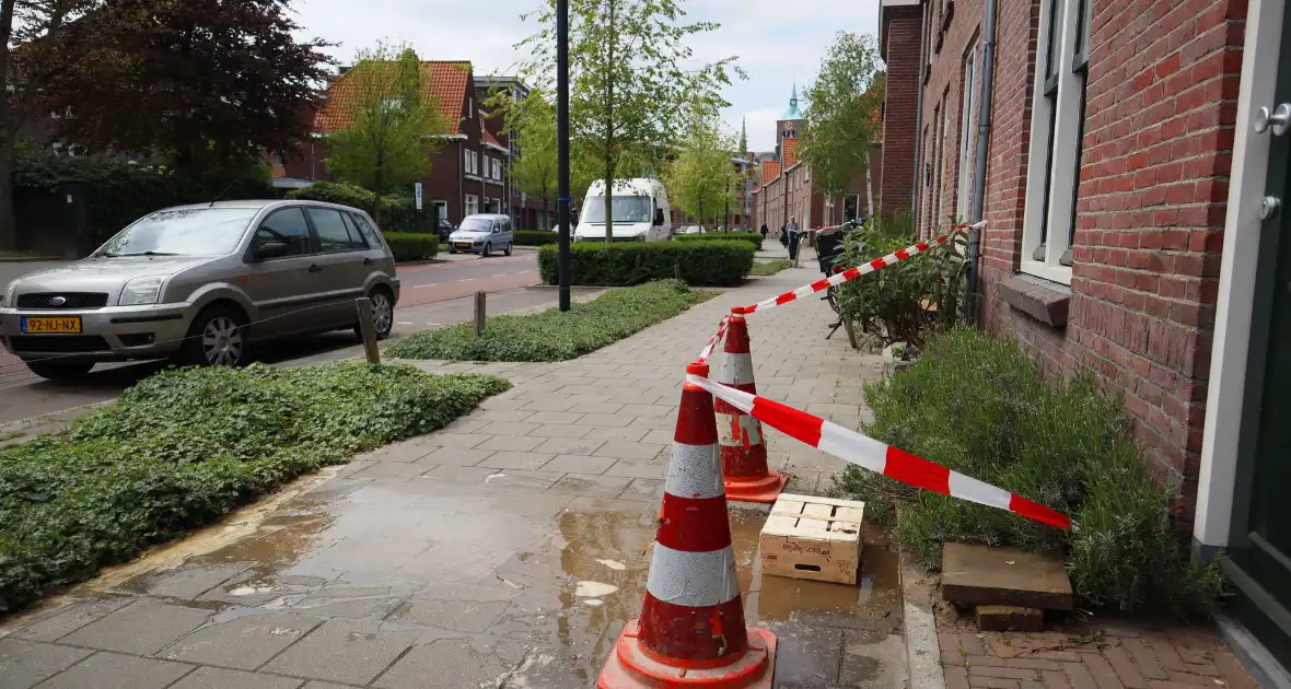 Waterleiding gesprongen in Strijp