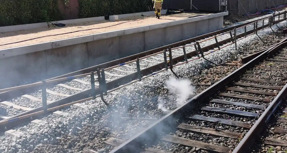 Treinverkeer vertraagd vanwege brand op station - Foto 3