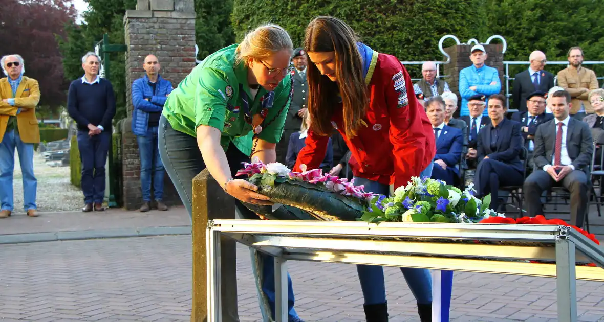 Grote drukte bij Dodenherdenking - Foto 1