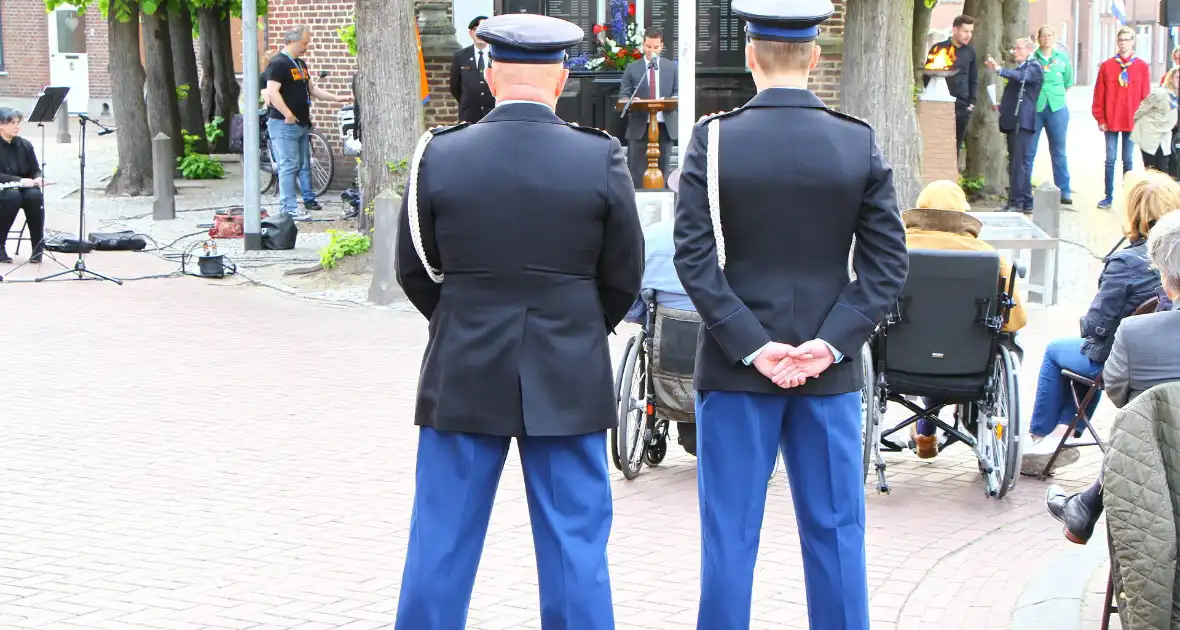 Grote drukte bij Dodenherdenking - Foto 19