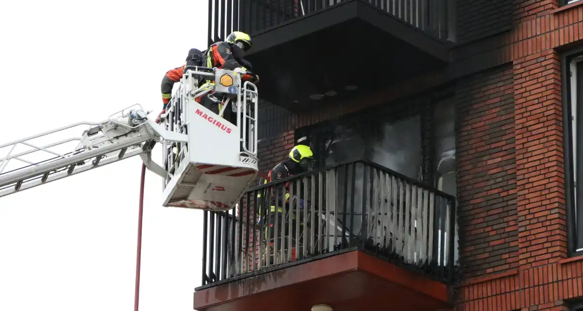 Grote schade na brand op balkon - Foto 5