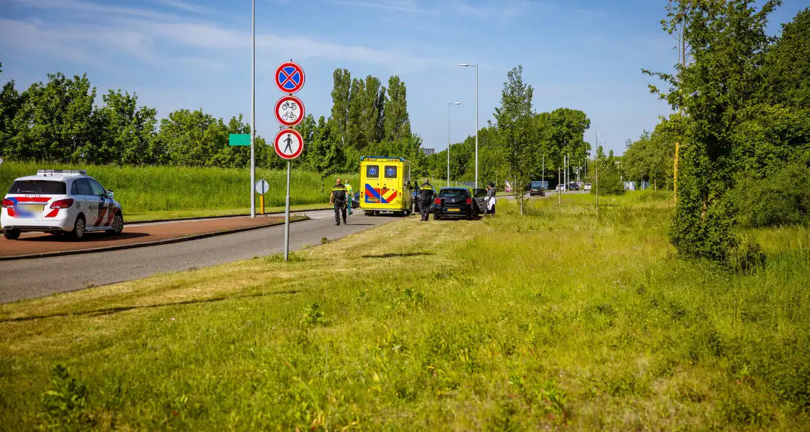 Auto's botsen op kruising in Gein - Foto 1