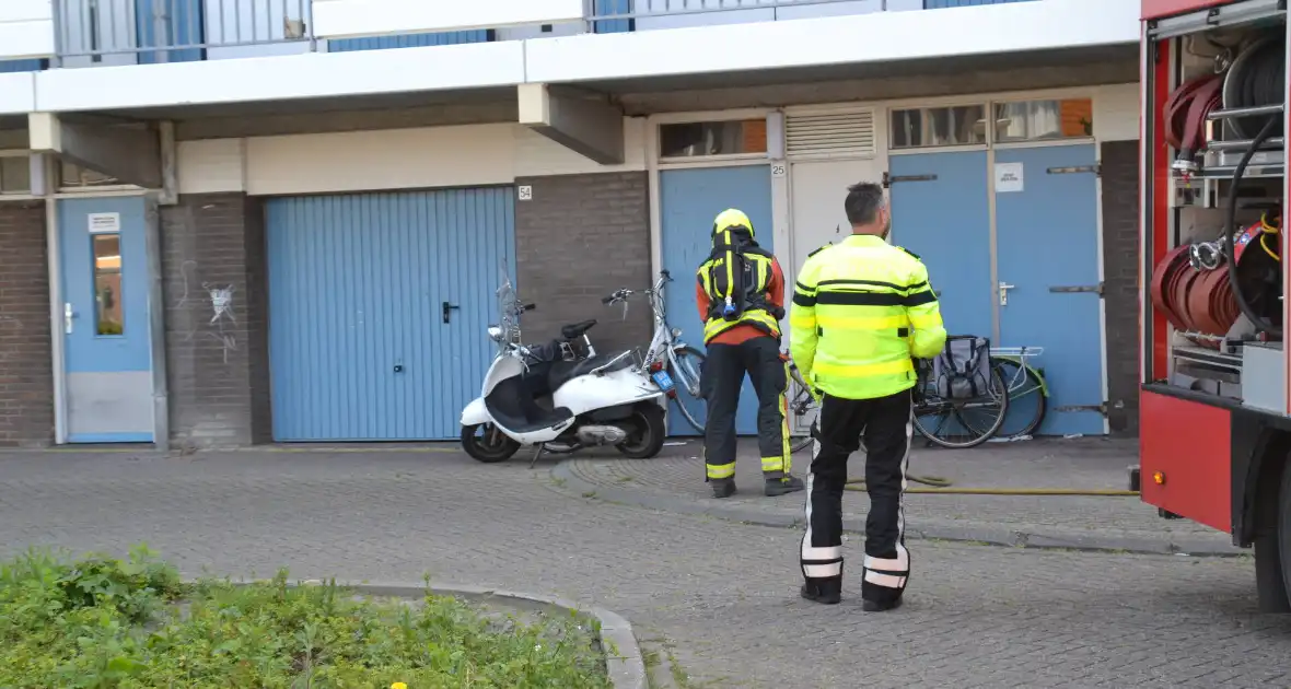 Wasmachine vliegt in brand in woning