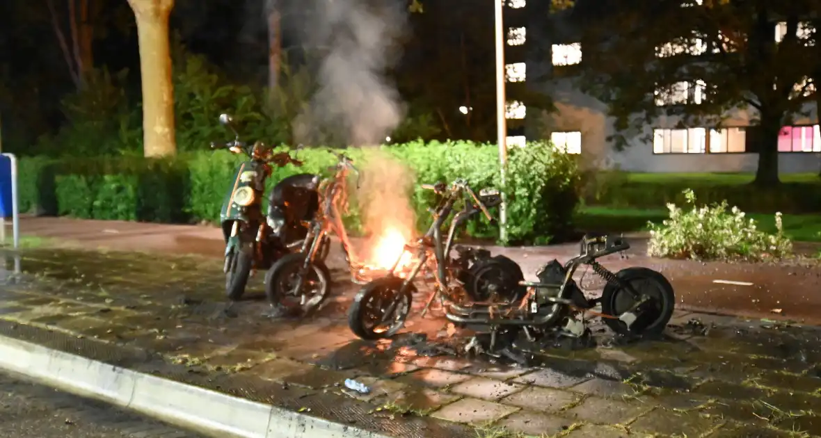 Felyx deelscooters verwoest vanwege brand