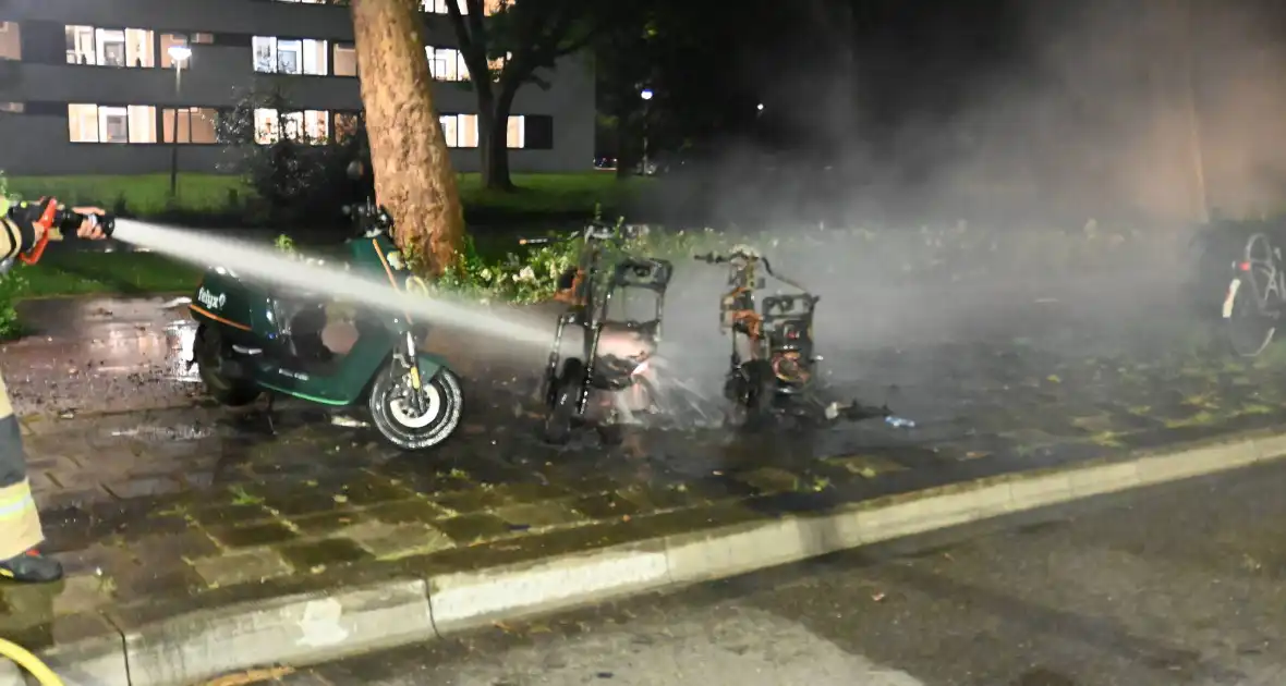 Felyx deelscooters verwoest vanwege brand - Foto 5