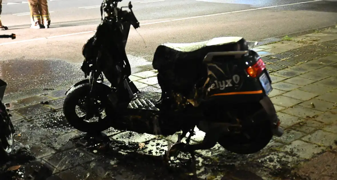 Felyx deelscooters verwoest vanwege brand - Foto 9