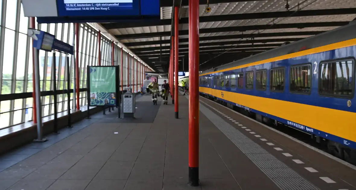 Geen treinverkeer richting Den Haag door aanrijding persoon - Foto 2