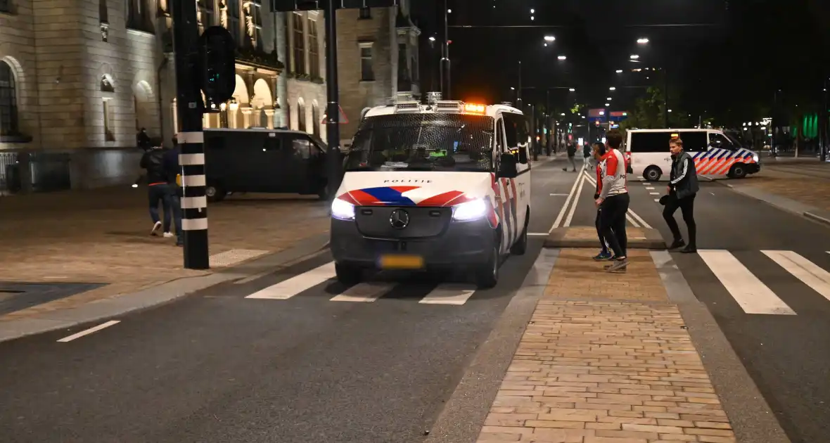 Veel politie op de been na verloren wedstrijd van Feyenoord - Foto 2