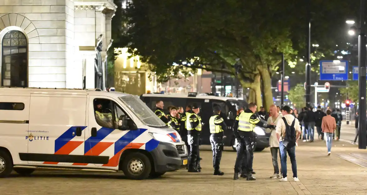 Veel politie op de been na verloren wedstrijd van Feyenoord - Foto 9