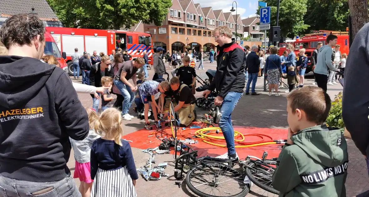 Veel bekijks bij opendag brandweer - Foto 6