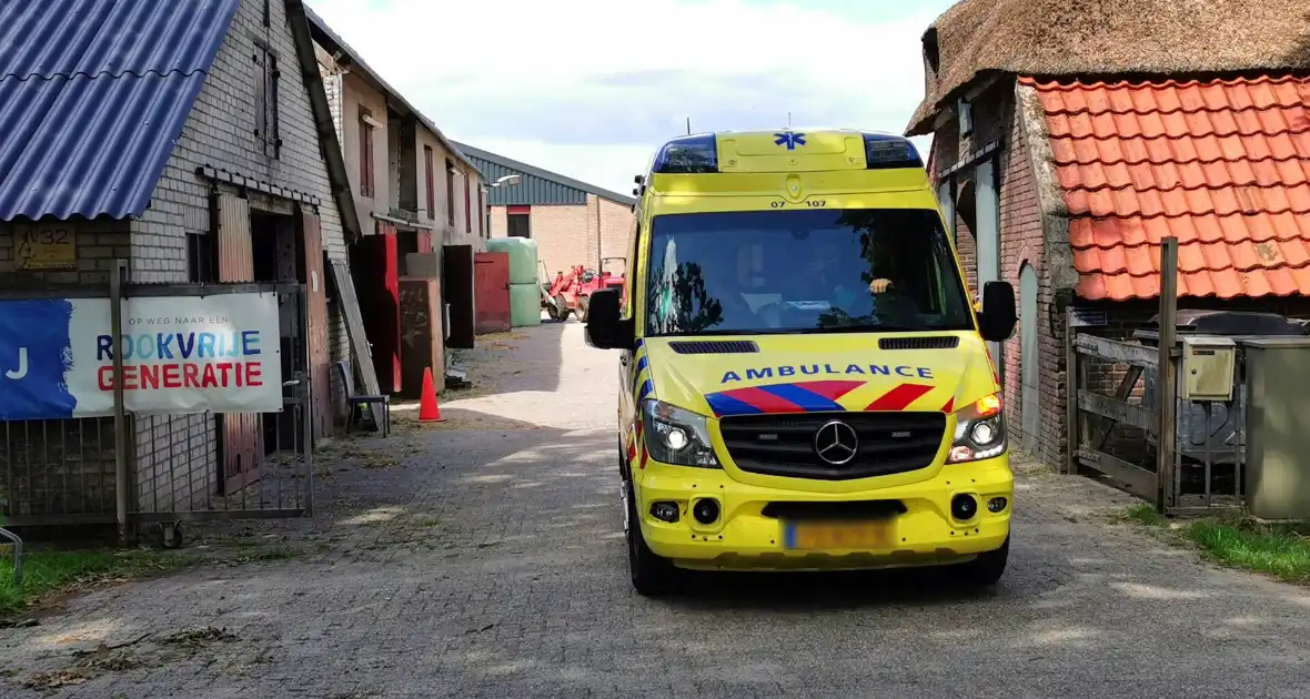 Traumahelkopter ingezet voor incident bij manege Foliohoeve - Foto 4