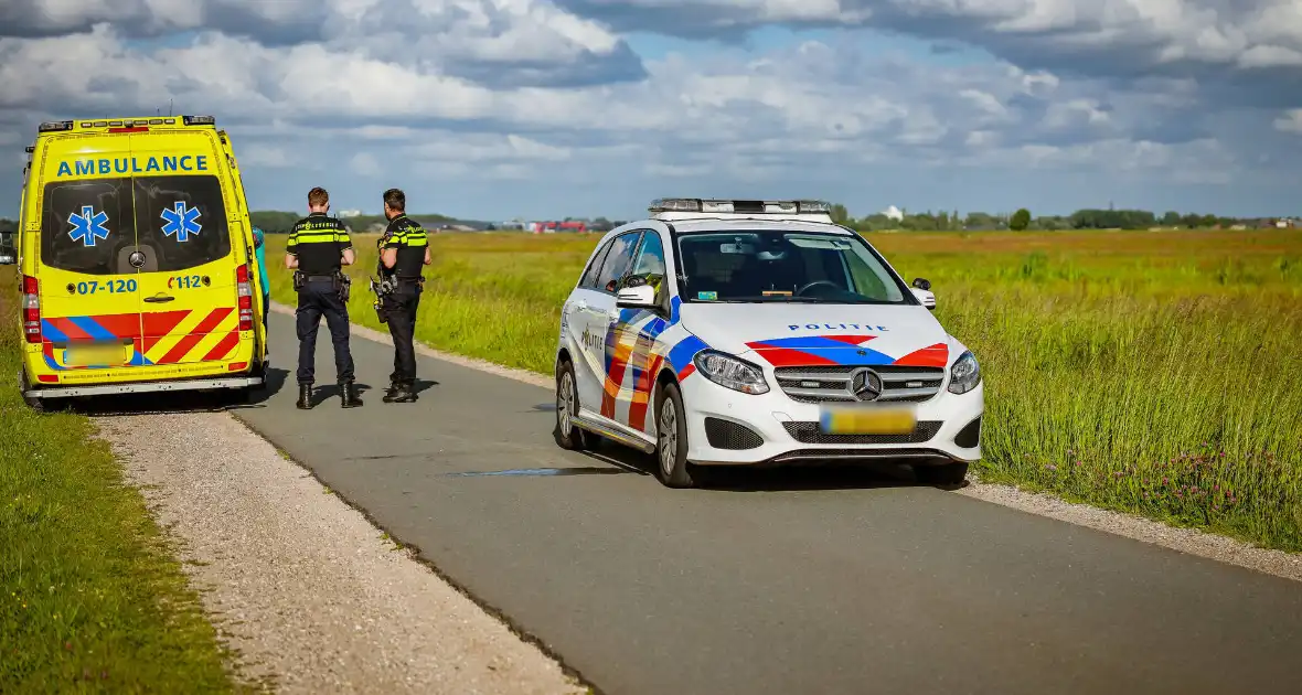 Beschonken brommerrijder belandt in sloot - Foto 4